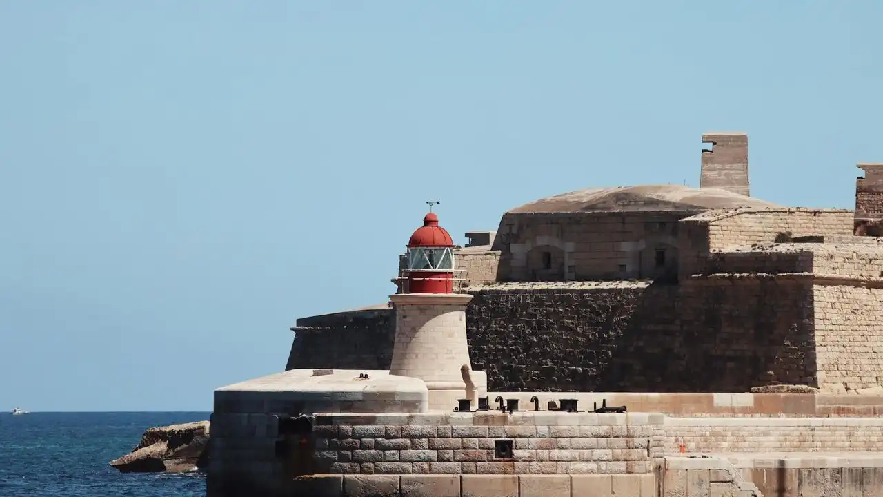 Here Are The Best Places To Find Maltese Language Tutors Online